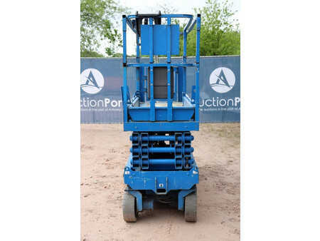 Scherenarbeitsbühne 2007  Genie GS-2632 (5)