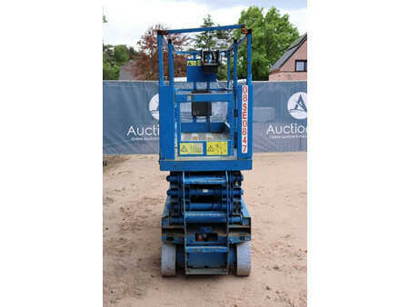 Scherenarbeitsbühne 2007  Genie GS-2632 (8)