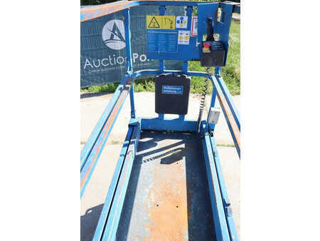 Scissor lift 2014  Genie GS1532 (16)