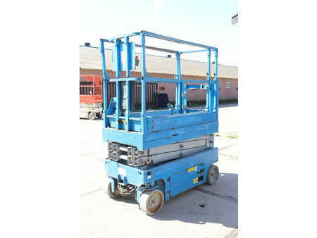 Scissor lift 2014  Genie GS1532 (5)