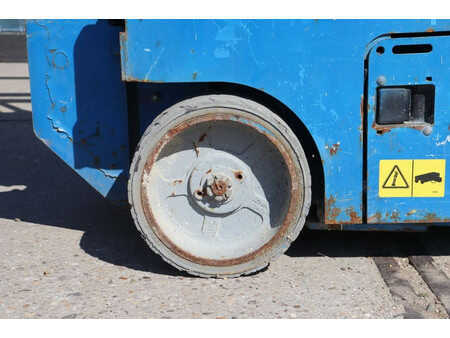 Scissor lift 2014  Genie GS1532 (9)