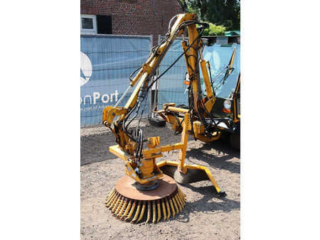 Kehrmaschine 2007  Belos Trans Pro 54 (9)