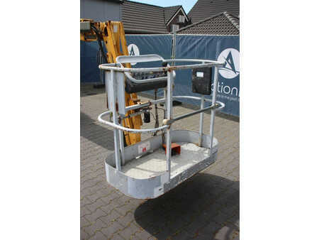 Podnośnik teleskopowy 2005  Niftylift HR 15 NDE (13)