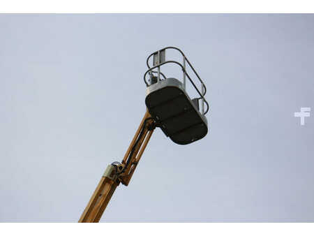 Podnośnik teleskopowy 2005  Niftylift HR 15 NDE (26)