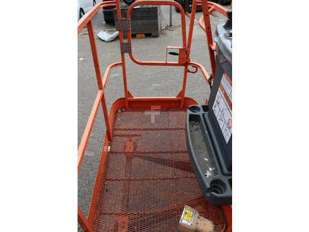 Teleskopická plošina 2005  JLG 600AJ (14)