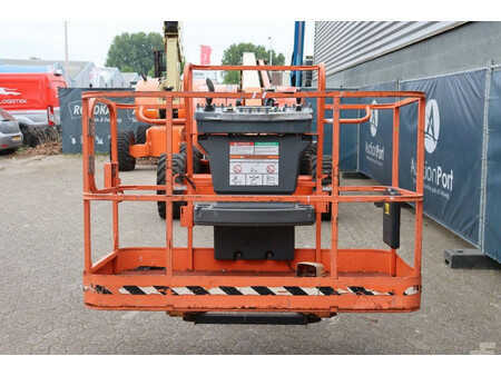 Teleskopická plošina 2005  JLG 600AJ (4)