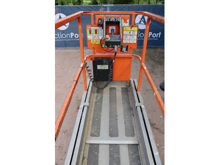 Scissor lift 2014  JLG 1930 ES (16)