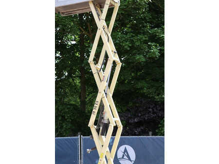 Scissor lift 2014  JLG 1930 ES (32)
