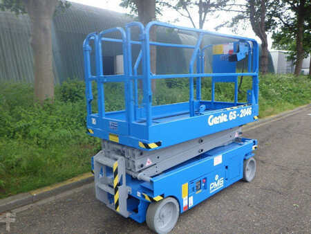 Scissor lift 2015  Genie GS-2046 (2)