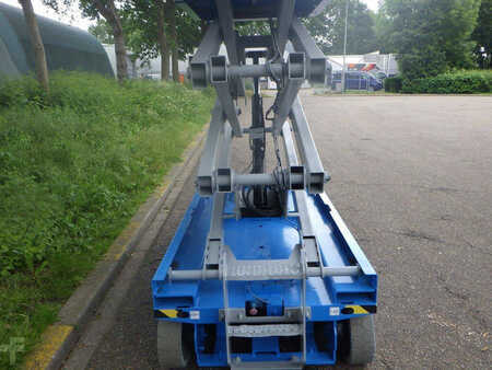 Scissor lift 2015  Genie GS-2046 (7)