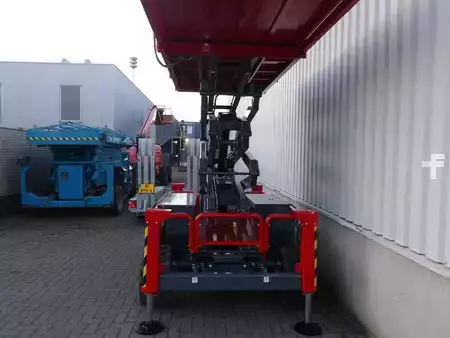 Levantamento tesoura 2018  Skyjack SJ6832RT (11)