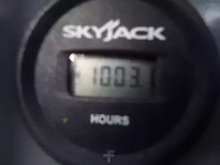 Levantamento tesoura 2018  Skyjack SJ6832RT (5)