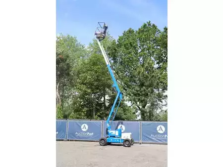 Kloubová pracovní plošina 2019  Niftylift HR12D 4WD (18)