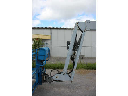Podnośnik przegubowy 2005  Genie Z-60/34 (13)