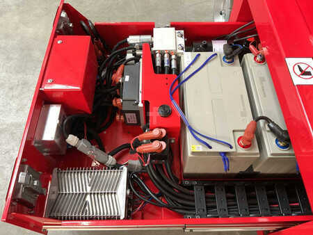 Scissor lift 2024  Mantall XE-60 Mini (10)