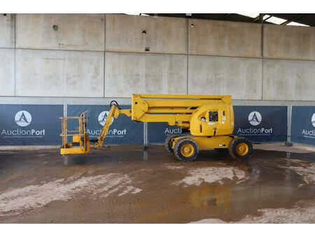Plataforma Articulada 2010  JLG 450AJ (1)