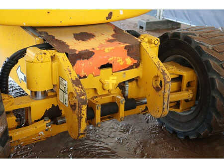 Plataforma Articulada 2010  JLG 450AJ (17)