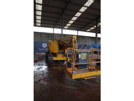 Plataforma Articulada 2010  JLG 450AJ (6)