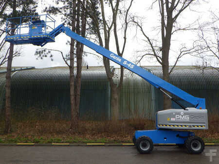 Telescopic boom 2015  Genie S-45 (13)