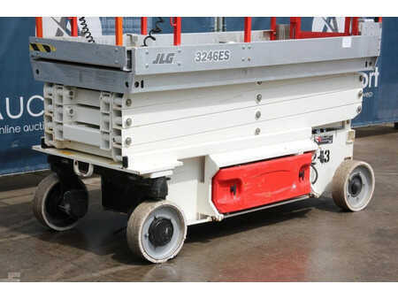 Scissor lift 2014  JLG 3394RT (39)