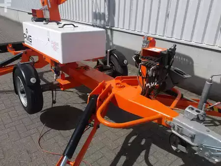 Přívěsná plošina 2016  Niftylift 120TAC (13)
