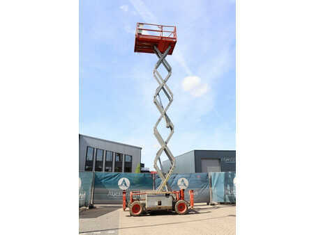 Schaarhoogwerker - Skyjack SJ6832RT (21)