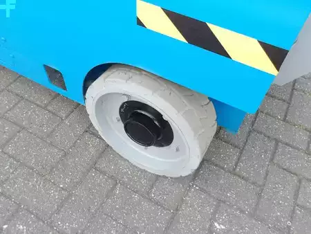 Podnośnik nożycowy 2022  Genie GS-4655 (6)