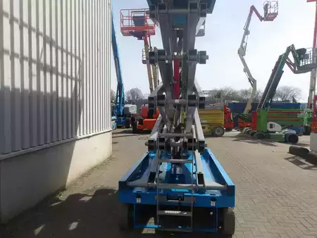Podnośnik nożycowy 2022  Genie GS-4655 (7)