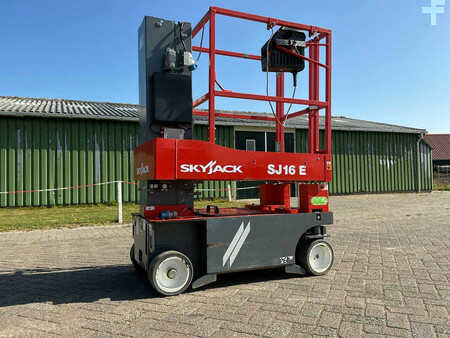 Schaarhoogwerker 2022  Skyjack SJ16 E (13)