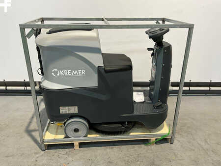 Pedestrian Sweeper 2024  Kremer KR-FR70 (8)