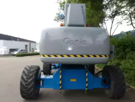 Teleskopická plošina - Genie S-125 (13)