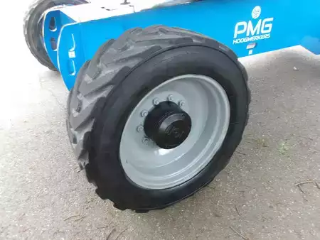 Teleskopická plošina - Genie S-125 (7)