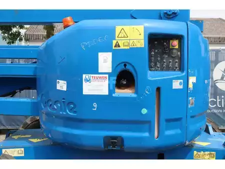 Nacelle articulée 2006  Genie Z-45/25 (17)