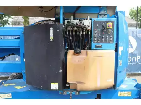 Nacelle articulée 2006  Genie Z-45/25 (19)