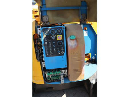 Plataforma Articulada 2002  Genie Z-34/22 (14)