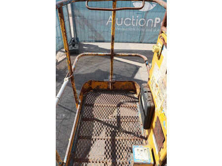 Plataforma Articulada 2002  Genie Z-34/22 (16)