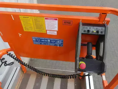 Muut 2011  JLG 2646ES (4)