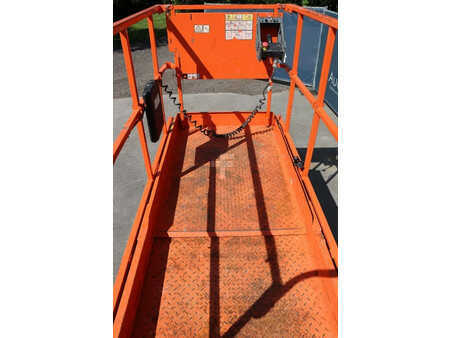 Piattaforme aeree a pantografo 2016  JLG 3246 ES (16)