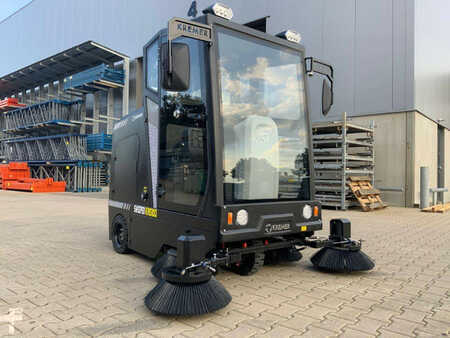 Pedestrian Sweeper 2024  Kremer KRS100 (4)