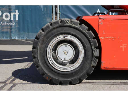 Podnośnik teleskopowy 1997  Manitou 150 AET (17)