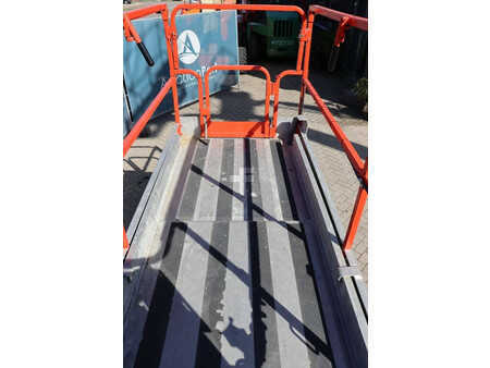 Scherenarbeitsbühne 2014  JLG 2646ES (17)