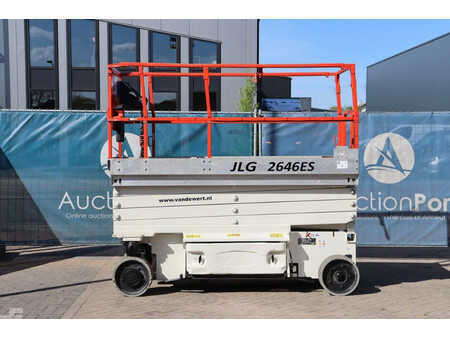 Scherenarbeitsbühne 2014  JLG 2646ES (2)