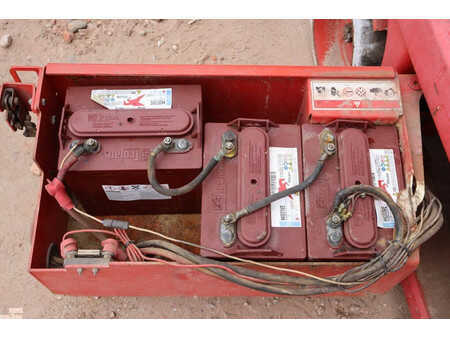 Scherenarbeitsbühne 2004  Genie GS2632 (21)