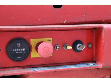 Scherenarbeitsbühne 2004  Genie GS2632 (27)