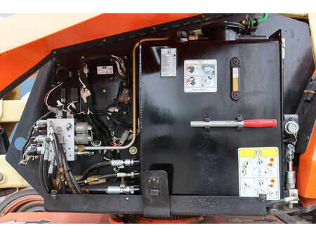 Piattaforme aeree articolate 2012  JLG 340AJ (18)