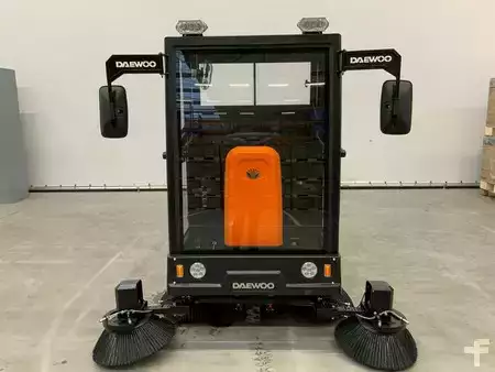 Veegmachine 2025  Daewoo DAS100 (4)