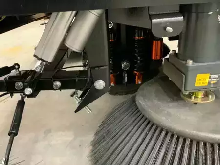 Veegmachine 2025  Daewoo DAS100 (8)