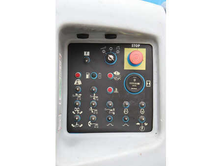Articulating boom 2010  Genie Z-45/25 (18)