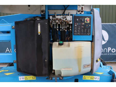 Articulating boom 2010  Genie Z-45/25 (19)