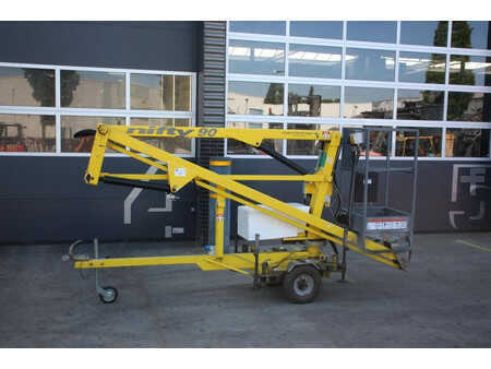 Piattaforme aeree trainabili 2008  Niftylift 90 MAC (1)